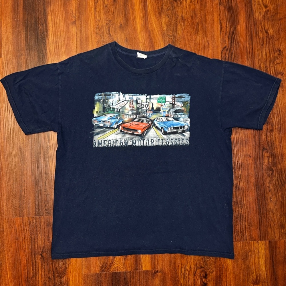 Gildan Navy Blue Men's Shirt with Car Graphic